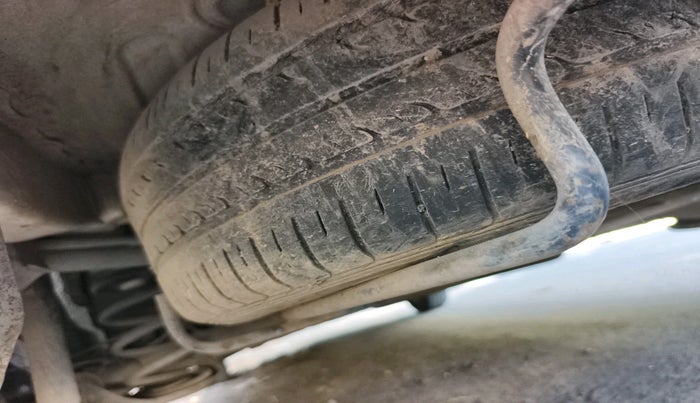 2014 Maruti Ertiga VDI ANNIVERSARY EDITION, Diesel, Manual, 1,20,280 km, tyre