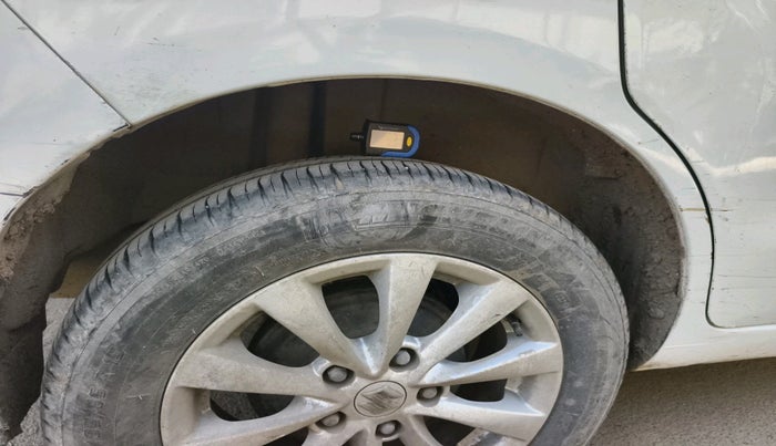 2014 Maruti Ertiga VDI ANNIVERSARY EDITION, Diesel, Manual, 1,20,280 km, tyre