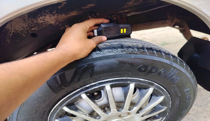 2022 Maruti Eeco 5 STR AC (O), Petrol, Manual, 75,726 km, tyre