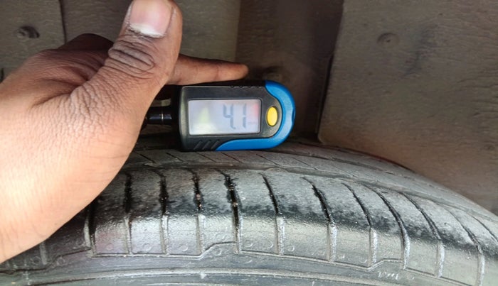 2012 Tata Indica Vista VX QUADRAJET, Diesel, Manual, 1,13,964 km, tyre