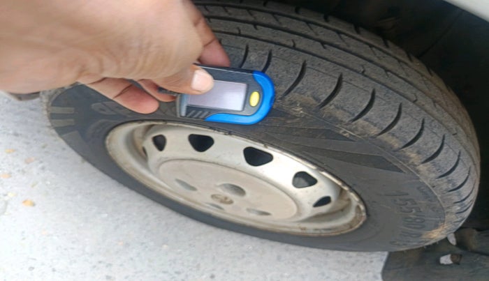 2012 Tata Indica EV2 LS, Diesel, Manual, 2,12,878 km, tyre