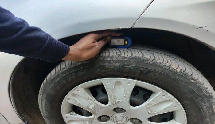 2013 Honda Brio S MT, Petrol, Manual, 48,219 km, tyre