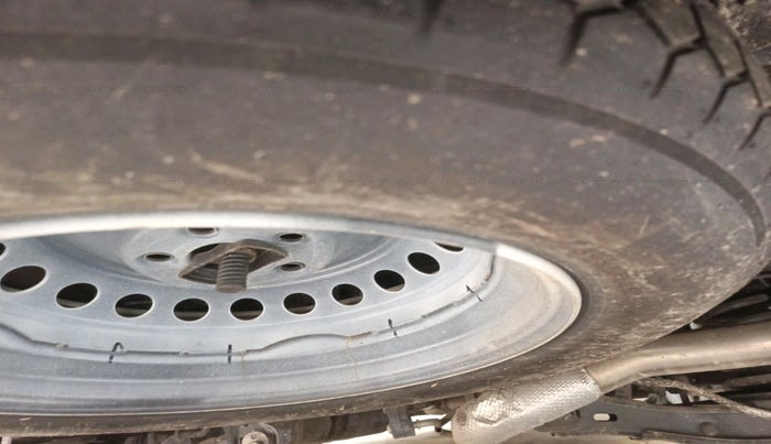 2024 Mahindra XUV700 AX 7 LUXURY D AT 7 STR, Diesel, Automatic, 7,595 km, tyre