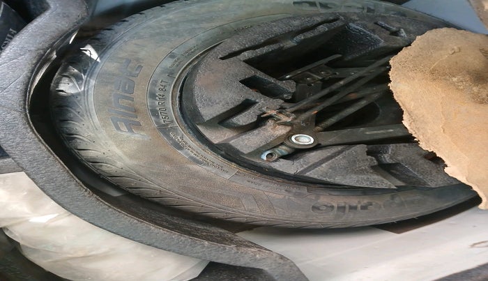 2016 Skoda Rapid AMBITION 1.5 TDI AT, Diesel, Automatic, 1,12,344 km, tyre