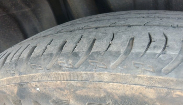 2024 Maruti FRONX SIGMA CNG 1.2 MT, Petrol, Manual, 74,427 km, tyre