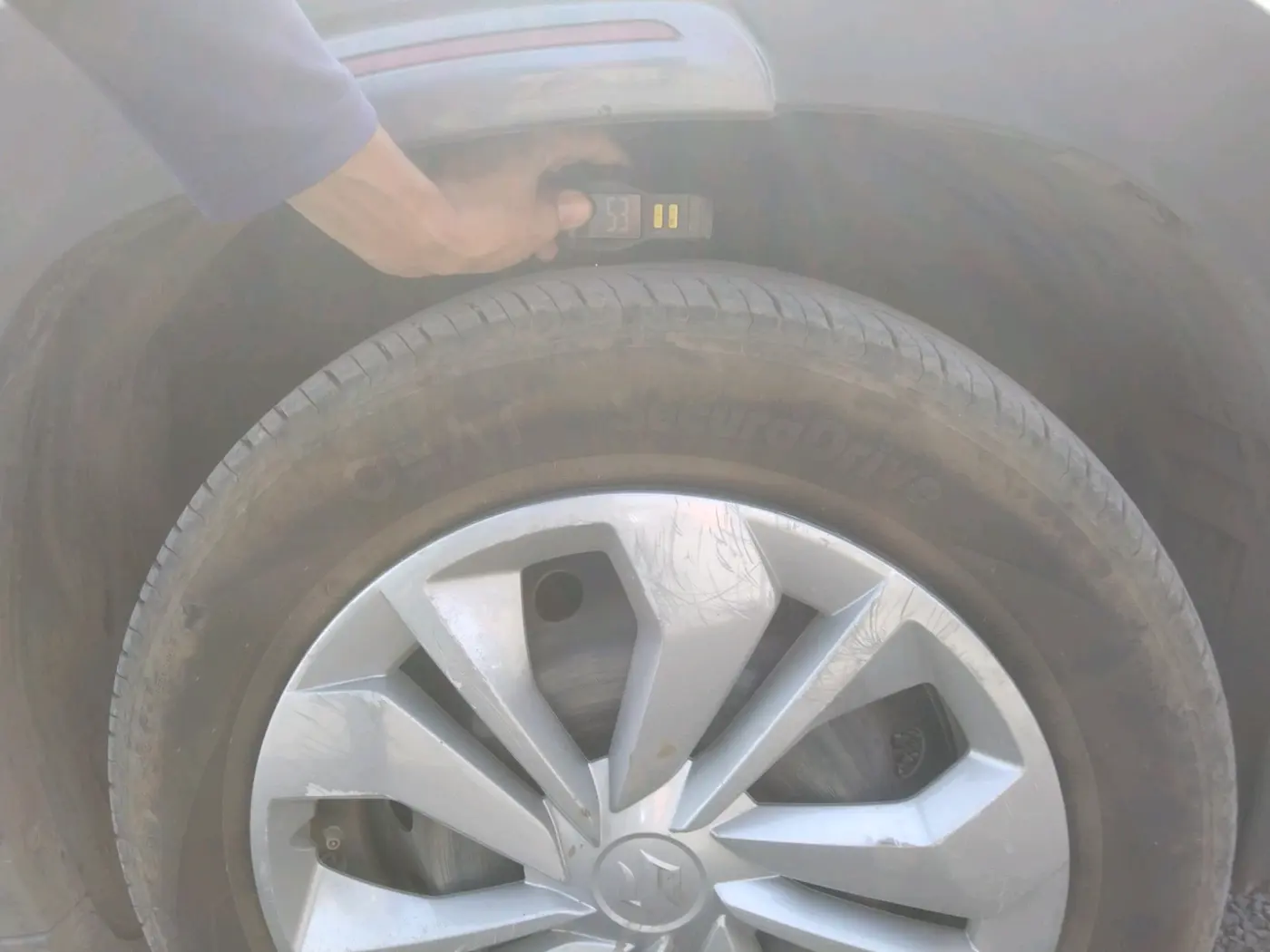 2024 Maruti FRONX SIGMA CNG 1.2 MT, CNG, Manual, 74,427 km, tyre