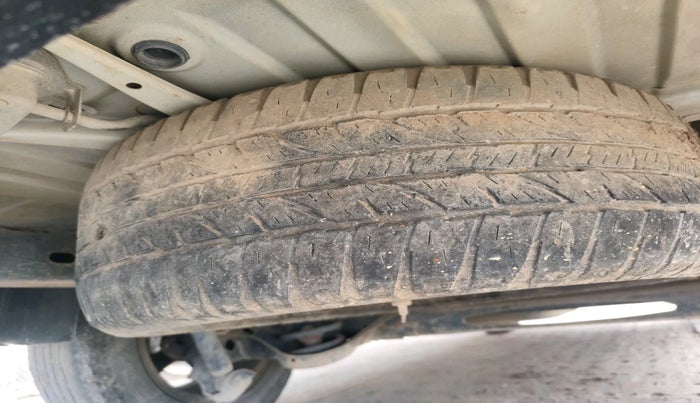 2019 Mahindra MARAZZO M6 7 STR, Diesel, Manual, 1,21,332 km, tyre