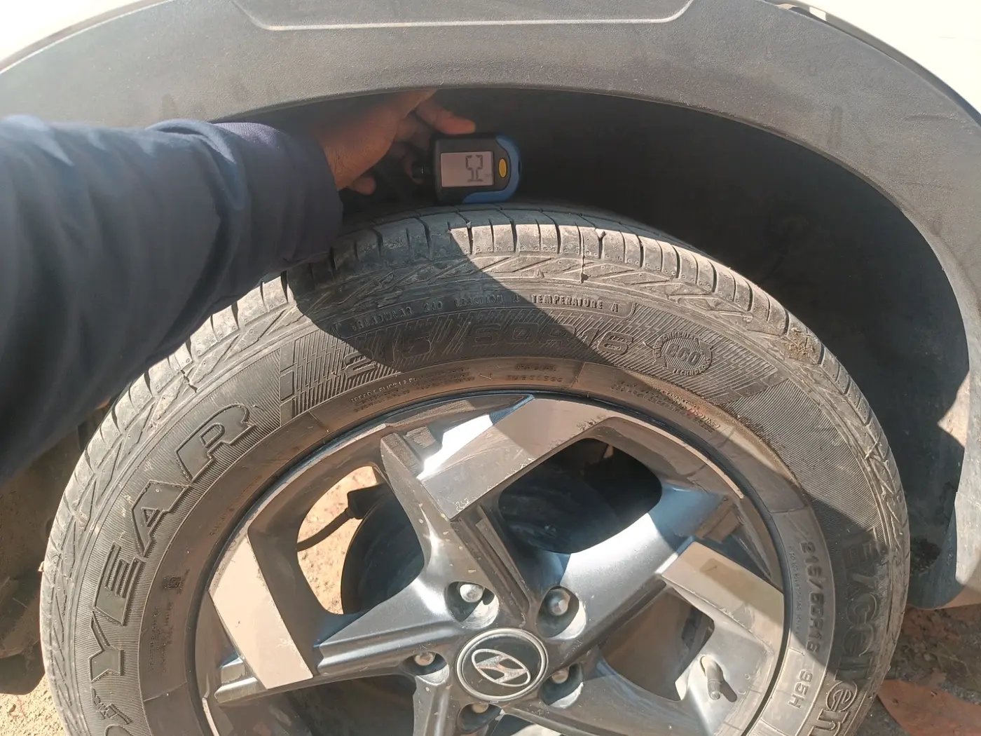 2020 Hyundai VENUE SX 1.5 CRDI, Diesel, Manual, 82,822 km, tyre