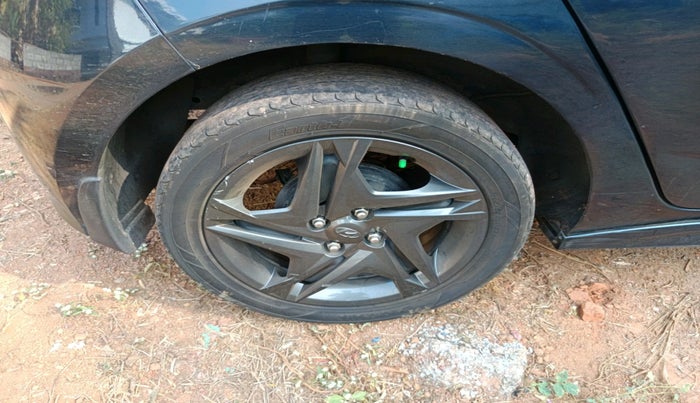 2022 Hyundai NEW I20 SPORTZ 1.2 MT, Petrol, Manual, 61,104 km, tyre