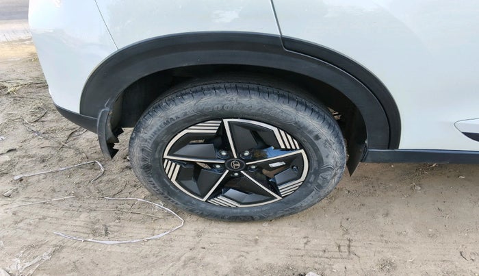 2023 Tata NEXON CREATIVE PLUS S 1.2 REVOTRON 6 MT, Petrol, Manual, 32,973 km, tyre