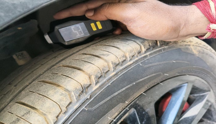 2022 Volkswagen VIRTUS GT PLUS TSI 1.5 EVO DSG, Petrol, Automatic, 19,799 km, tyre