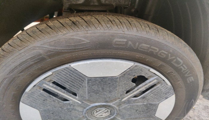 2025 MG COMET Excite, Electric, Automatic, 1,794 km, tyre