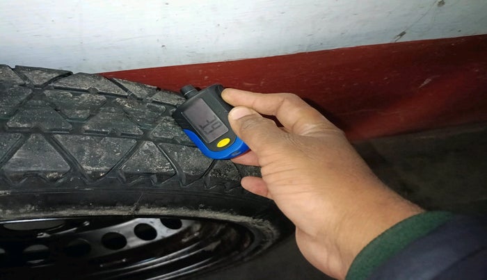 2014 Audi A4 2.0 TDI 140BHP STANDARD, Diesel, Automatic, 33,974 km, tyre