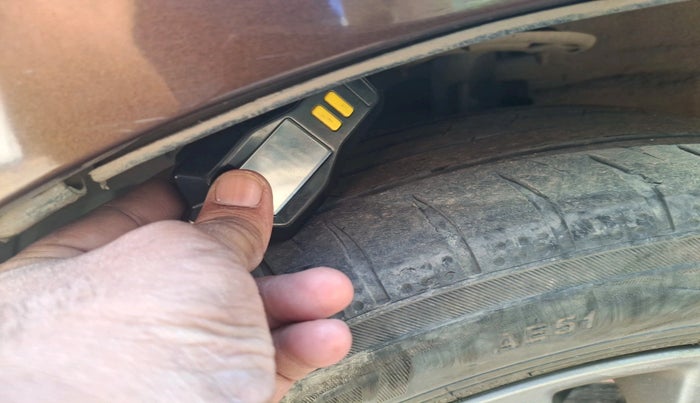 2016 Maruti Ciaz ZDI+ SHVS, Diesel, Manual, 77,925 km, tyre