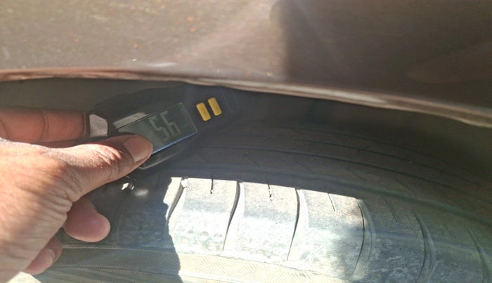 2016 Maruti Ciaz ZDI+ SHVS, Diesel, Manual, 77,925 km, tyre