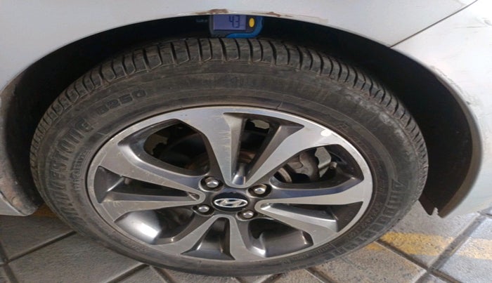 2014 Hyundai Xcent SX 1.2 (O), Petrol, Manual, 84,155 km, tyre