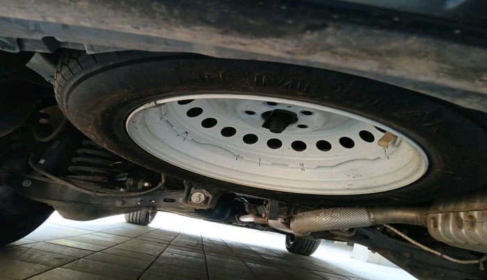 2025 Mahindra XUV700 AX 7 LUXURY P AT 7 STR, Petrol, Automatic, 10,190 km, tyre