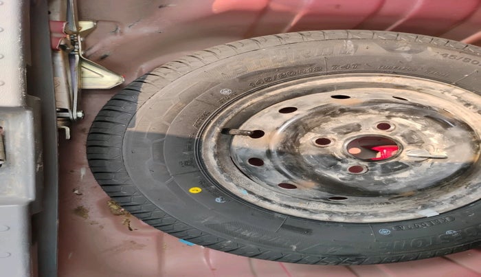 2015 Maruti Alto 800 LXI, Petrol, Manual, 56,174 km, tyre