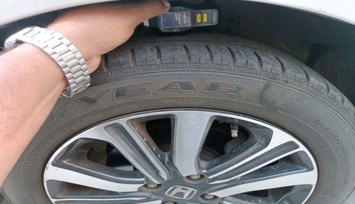 2017 Honda City 1.5L I-VTE V CVT, Petrol, Automatic, 89,024 km, tyre