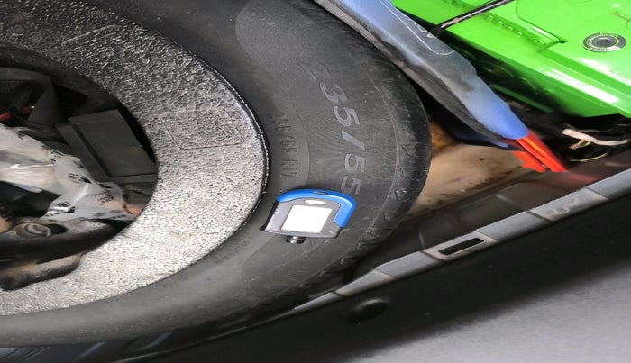 2013 Jaguar XF 2.2 DIESEL LUXURY, Diesel, Automatic, 87,672 km, tyre