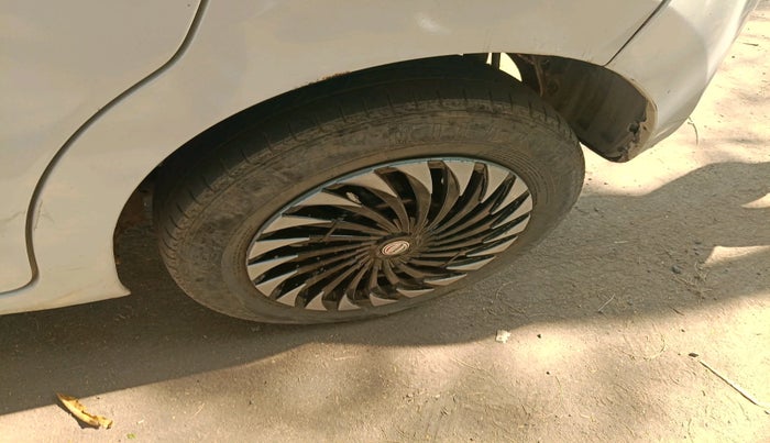 2017 Maruti Celerio VXI CNG, Petrol, Manual, 87,505 km, tyre