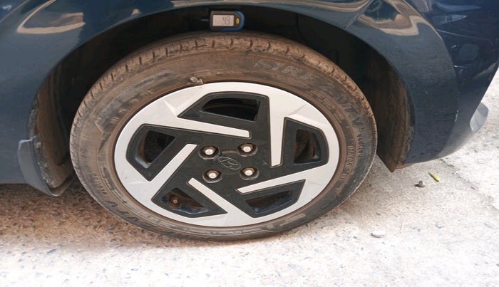 2023 Hyundai AURA S 1.2 CNG, Petrol, Manual, 49,247 km, tyre