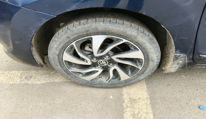 2020 Toyota Glanza G, Petrol, Manual, 1,46,611 km, tyre