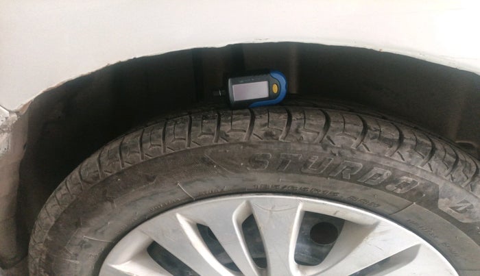 2012 Maruti Ertiga VXI, Petrol, Manual, 1,75,146 km, tyre