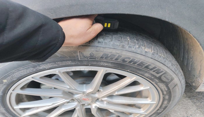 2021 Hyundai ALCAZAR PLATINUM(O) 6STR 1.5 AT, Diesel, Automatic, 94,290 km, tyre