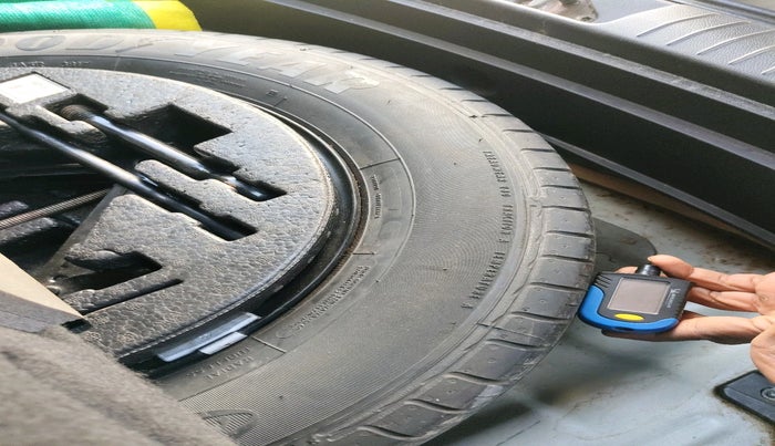 2017 Hyundai Creta SX 1.6 DIESEL, Diesel, Manual, 1,07,492 km, tyre