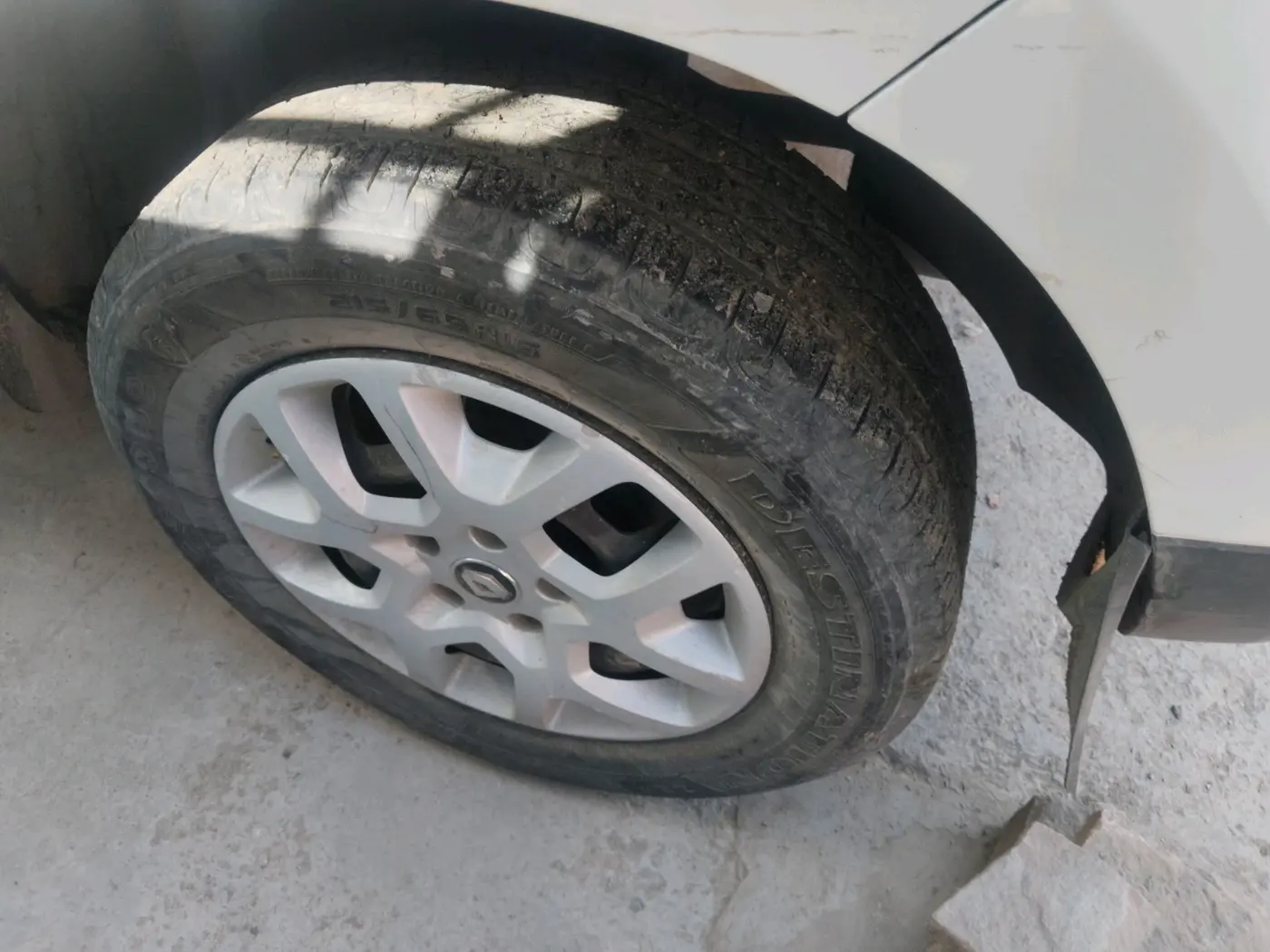 2018 Renault Duster 85 PS RXE DIESEL, Diesel, Manual, 82,031 km, tyre