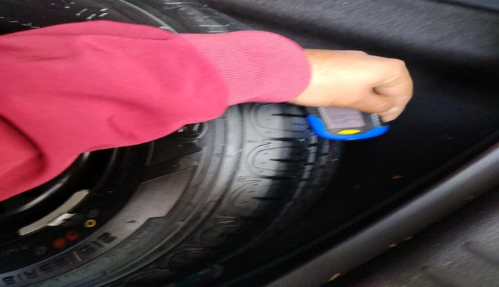 2019 Jeep Compass LIMITED PLUS DIESEL, Diesel, Manual, 70,178 km, tyre