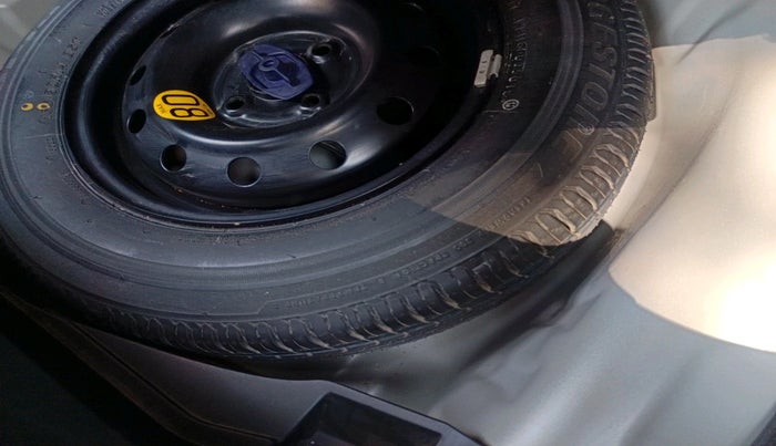 2019 Maruti Swift ZXI AMT, Petrol, Automatic, 41,643 km, tyre