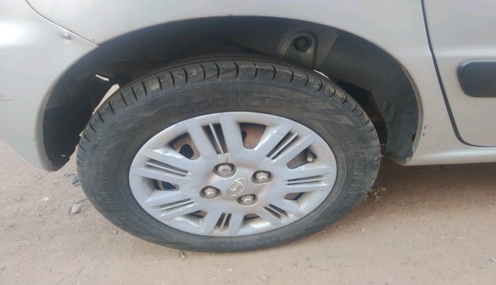 2013 Hyundai Santro Xing GLS PLUS AUDIO, Petrol, Manual, 1,15,643 km, tyre