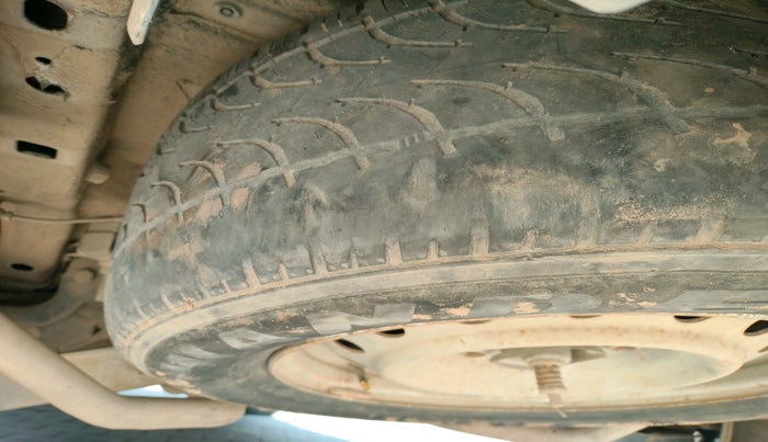 2017 Mahindra XUV500 W9 1.99, Diesel, Manual, 1,10,676 km, tyre