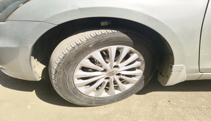 2017 Maruti Ciaz DELTA 1.4 MT PETROL, Petrol, Manual, 82,000 km, tyre