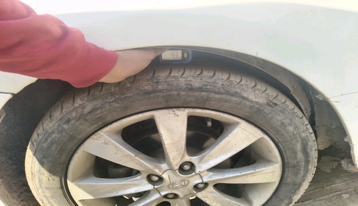 2012 Hyundai Verna FLUIDIC 1.6 CRDI SX, Diesel, Manual, 1,38,968 km, tyre