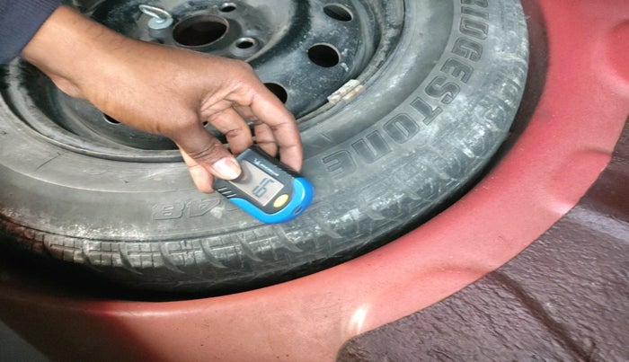 2014 Maruti Ritz VXI, Petrol, Manual, 26,352 km, tyre