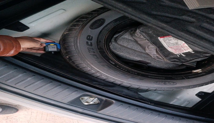 2020 KIA SELTOS HTX 1.5 PETROL, Petrol, Manual, 73,128 km, tyre