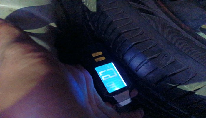 2013 Maruti Alto K10 VXI, Petrol, Manual, 72,901 km, tyre