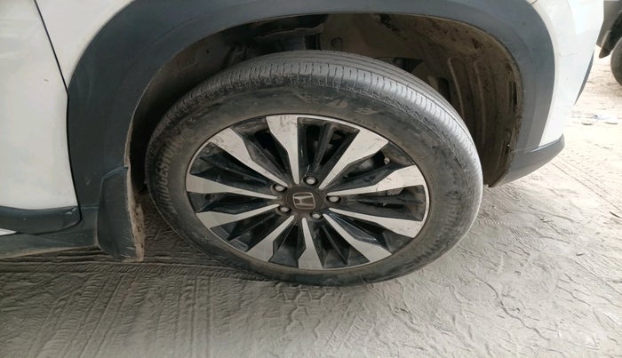 2023 Honda ELEVATE ZX MT, Petrol, Manual, 14,333 km, tyre