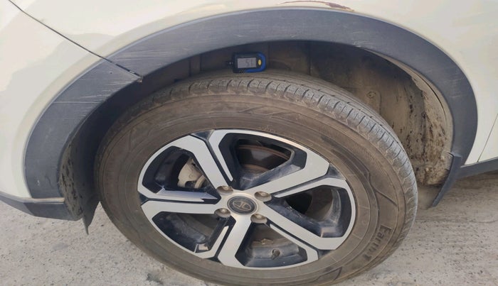 2021 Tata NEXON XZA PLUS (O) PETROL, Petrol, Automatic, 69,374 km, tyre