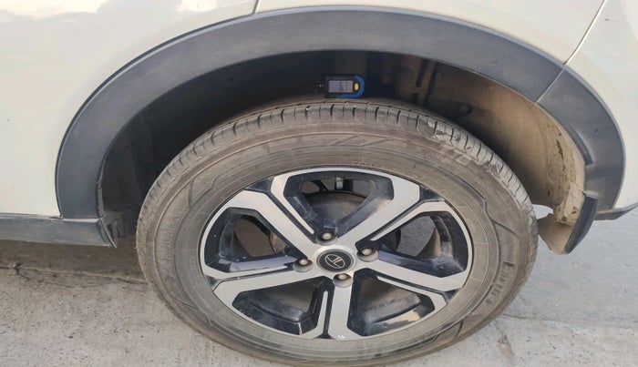 2021 Tata NEXON XZA PLUS (O) PETROL, Petrol, Automatic, 69,374 km, tyre