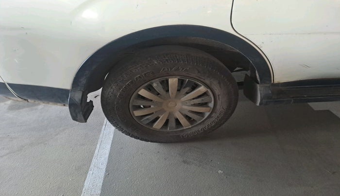 2013 Mahindra Xylo E4 ABS, Diesel, Manual, 1,29,709 km, tyre