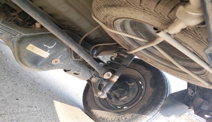 2024 Maruti Eeco 5 STR AC, Petrol, Manual, 25,177 km, tyre