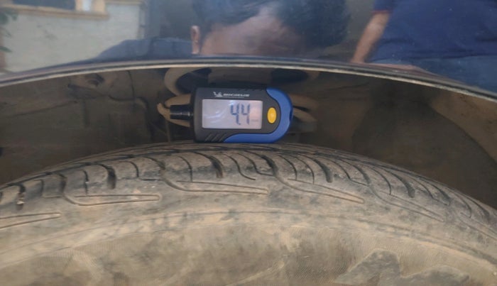 2011 Hyundai i10 ERA 1.1, Petrol, Manual, 58,357 km, tyre