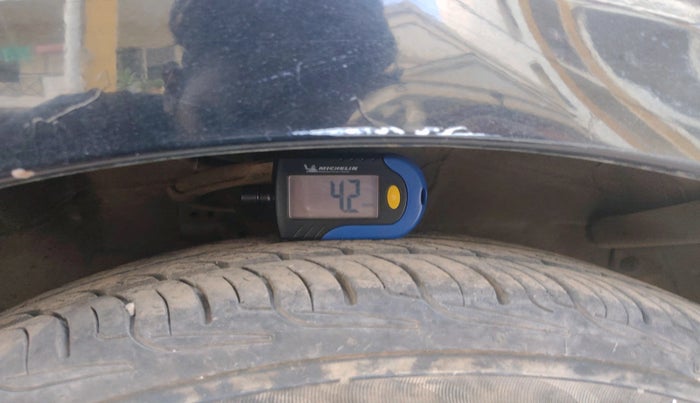 2011 Hyundai i10 ERA 1.1, Petrol, Manual, 58,357 km, tyre