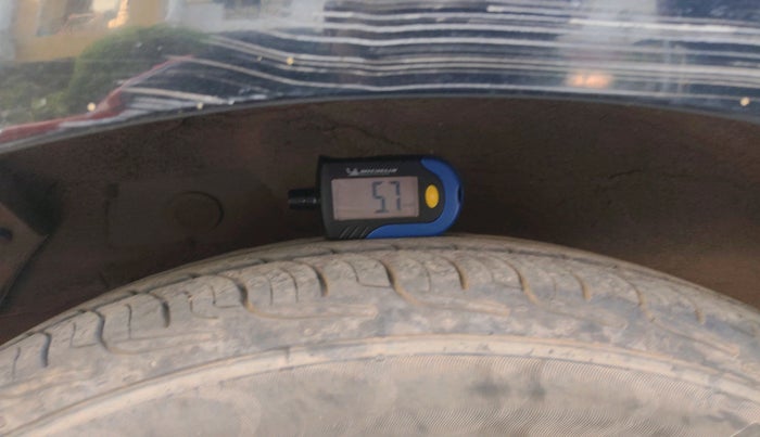 2011 Hyundai i10 ERA 1.1, Petrol, Manual, 58,357 km, tyre