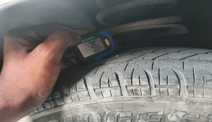 2011 Maruti Swift Dzire VXI, Petrol, Manual, 1,60,770 km, tyre