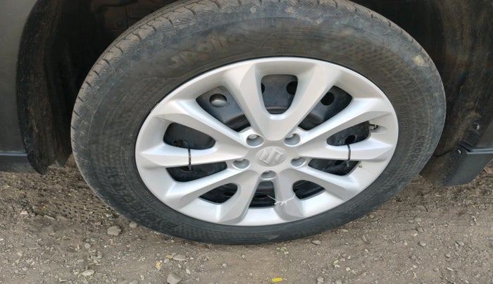 2024 Maruti Grand Vitara SIGMA SMART HYBRID, Petrol, Manual, 40,044 km, tyre